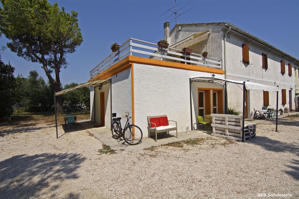B&B Sotto Le Stelle 파노 외부 사진